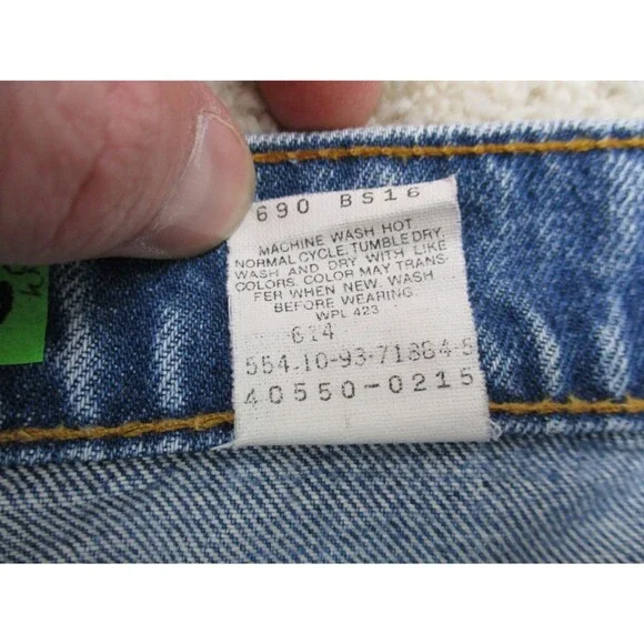 VINTAGE Levis Jeans 550 Relaxed Men 36x30 Blue Orange Tab Distressed Denim USA * - Picture 16 of 16